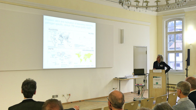 Marion Koopmans: Introduction to COMAPRE