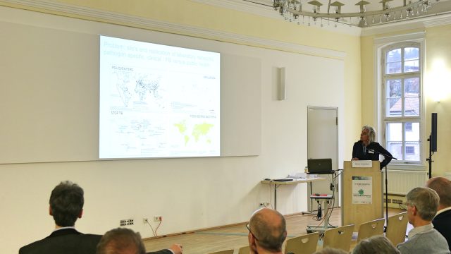 Marion Koopmans: Introduction to COMAPRE