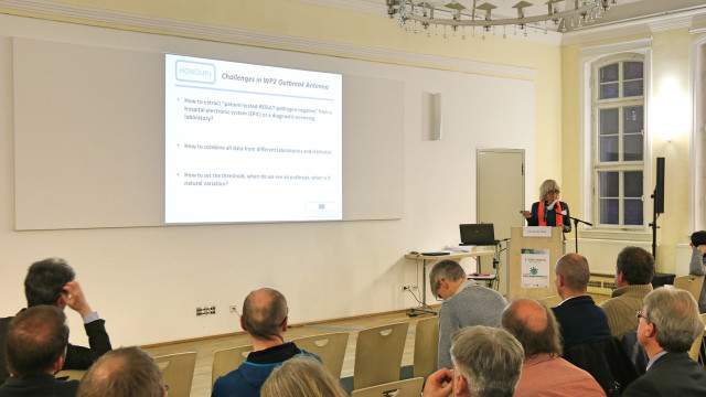 Lia van der Hoek: Introduction to HONOURs