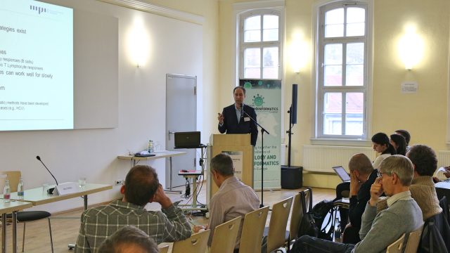 Nico Pfeifer: Serology & vaccines